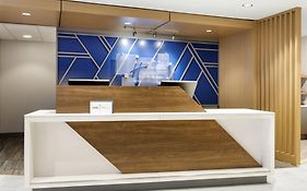 Holiday Inn Express & Suites Hebron - Cincinnati Airport By Ihg